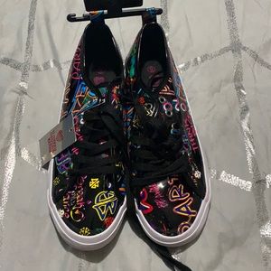 Black Multicolor Design Sneakers